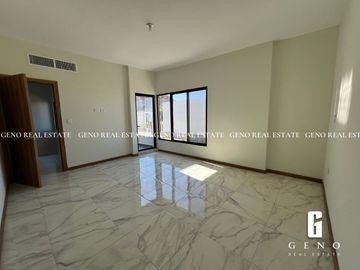 CASA EN VENTA EN ASTURIAS CON PATIO AMPLIO