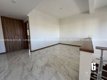 CASA EN VENTA EN ASTURIAS CON PATIO AMPLIO