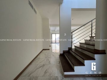 CASA EN VENTA EN ASTURIAS CON PATIO AMPLIO