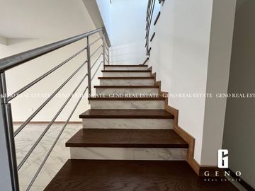 CASA EN VENTA EN ASTURIAS CON PATIO AMPLIO