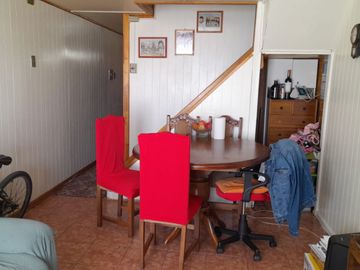 Vendo remodelado departamento en Villa Padre Hurtado