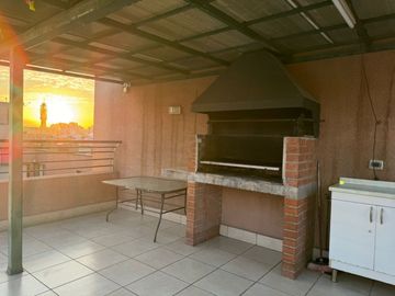 REBAJADO!! Cómodo Dpto 2 Dorm 2 Baño, Estac. y Bod. en Barrio Histórico