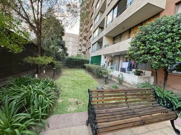 REBAJADO!! Cómodo Dpto 2 Dorm 2 Baño, Estac. y Bod. en Barrio Histórico