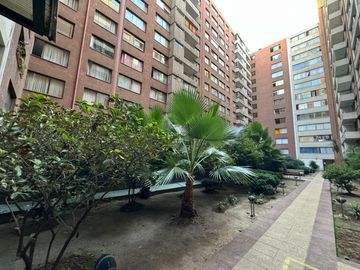 REBAJADO!! Cómodo Dpto 2 Dorm 2 Baño, Estac. y Bod. en Barrio Histórico