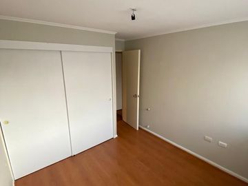 REBAJADO!! Cómodo Dpto 2 Dorm 2 Baño, Estac. y Bod. en Barrio Histórico