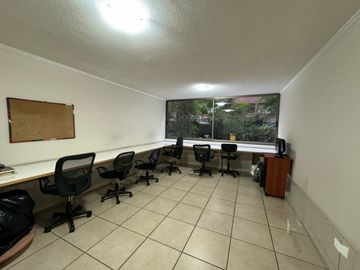REBAJADO!! Cómodo Dpto 2 Dorm 2 Baño, Estac. y Bod. en Barrio Histórico