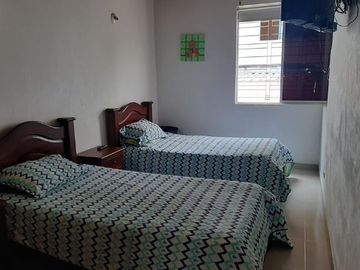 VENTA CASA ESQUINERA SECTOR PRADOS DEL ESTE