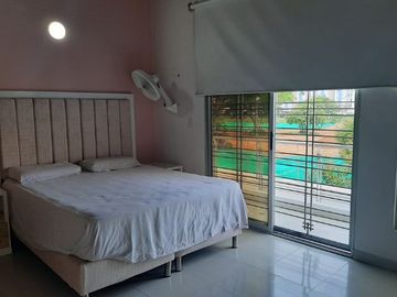 VENTA CASA ESQUINERA SECTOR PRADOS DEL ESTE