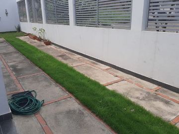 VENTA CASA ESQUINERA SECTOR PRADOS DEL ESTE