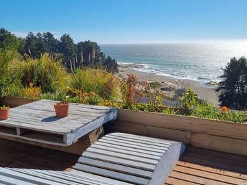 Casa vista al mar, Tres Peñas, Pelluhue.