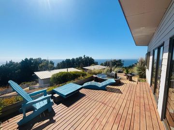 Casa vista al mar, Tres Peñas, Pelluhue.