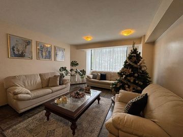 Departamento central en venta en avenida universitaria