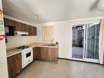 CASA EN VENTA EN PACHUCA EN REAL NAVARRA HGO