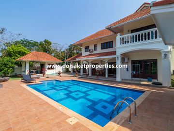 (HS332-04) Outstanding 4-Bedroom Family Home with Swimming Pool for Sale in Luang Nuea, Doi Saket