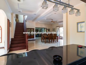 (HS332-04) Outstanding 4-Bedroom Family Home with Swimming Pool for Sale in Luang Nuea, Doi Saket