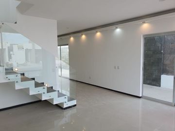 CASA EN PRE- VENTA EN  ARETELIA, CORREGIDORA PROLONG AMSTERDAM, 3 RECS, 2.5 BAÑOS, ESTUDIO, JARDIN, ALBERCA