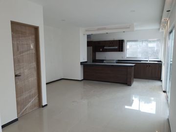 CASA EN PRE- VENTA EN  ARETELIA, CORREGIDORA PROLONG AMSTERDAM, 3 RECS, 2.5 BAÑOS, ESTUDIO, JARDIN, ALBERCA