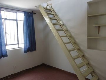 VENDO LINDA CASA REMODELADA CON DPTO INDEPENDIENTE SAN BORJA.