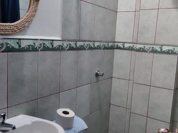 Villas Amobladas en la Paya de Tonsupa cerca al mar, en Venta, cuenta con Piscina.
