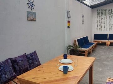 Villas Amobladas en la Paya de Tonsupa cerca al mar, en Venta, cuenta con Piscina.
