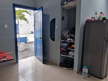 Villas Amobladas en la Paya de Tonsupa cerca al mar, en Venta, cuenta con Piscina.