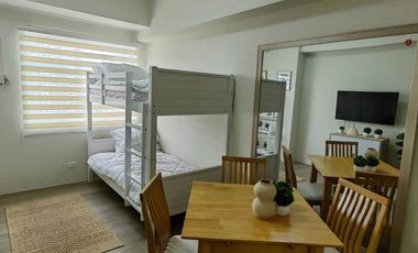 50% discount Rush Pasalo  Condominium in Malate manila near LRT Quirino, De la salle university 