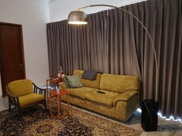 Rumah siap huni di komplek manggarai Jakarta Selatan