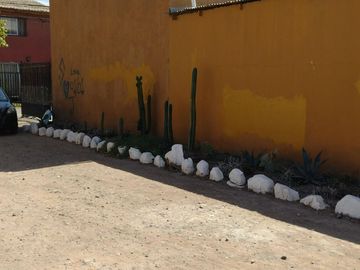 Se Vende Casa De Dos Pisos En Ciudad De Quillota UF 3,500 construidos 140.M. Dor 2 baños 2, casa esquina