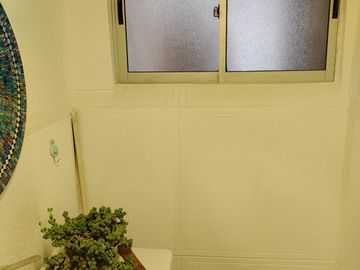 Se Vende Casa De Dos Pisos En Ciudad De Quillota UF 3,500 construidos 140.M. Dor 2 baños 2, casa esquina