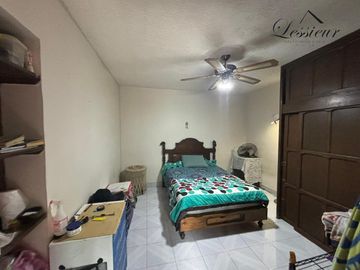 CASA HABITACIÓN SOBRE CORREDOR COMERCIAL EN ESQUINA EN CHIHUAHUA CAPITAL
