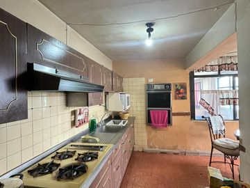 CASA HABITACIÓN SOBRE CORREDOR COMERCIAL EN ESQUINA EN CHIHUAHUA CAPITAL