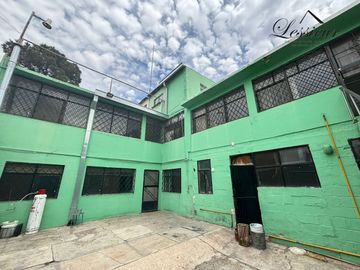 CASA HABITACIÓN SOBRE CORREDOR COMERCIAL EN ESQUINA EN CHIHUAHUA CAPITAL