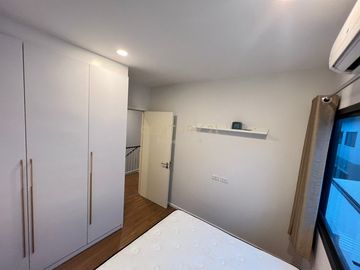 Twin house for sale and rent in Lake Serenity Serenity Rama 2 project, Phanthainorasing/34-HH-66098.