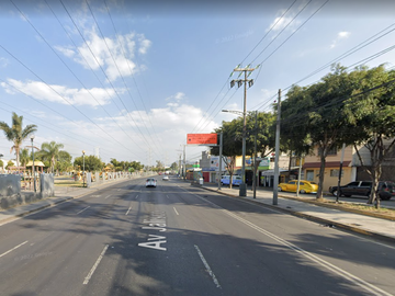 AMPLIA CASA ADJUDICADA EN LEYES DE REFORMA, IZTAPALAPA