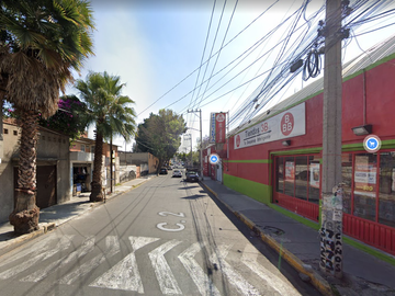 AMPLIA CASA ADJUDICADA EN LEYES DE REFORMA, IZTAPALAPA