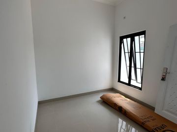 DIJUAL RUMAH KLASIK MODERN SIAP HUNI DAN PROSES BANGUN DI JL GODEAN