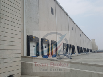 BODEGA EN RENTA EN TLALNEPANTLAN DE 15,700M2 SOBRE AV PRINCIPAL