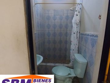 En Venta Casa de 3 Departamentos en Machala Lotización La Primavera 3