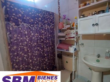 En Venta Casa de 3 Departamentos en Machala Lotización La Primavera 3