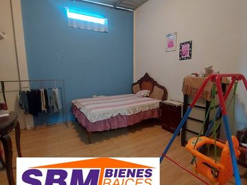 En Venta Casa de 3 Departamentos en Machala Lotización La Primavera 3