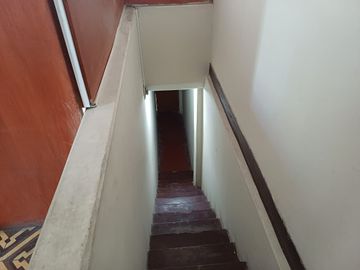 VENTA DE CASA EN URB. EL TRAPECIO, CHIMBOTE