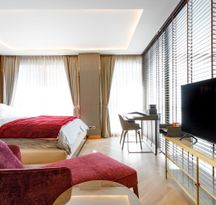 Brand New Luxury Condominium in Soi Sukhumvit 47 for Sale near BTS Promphong
