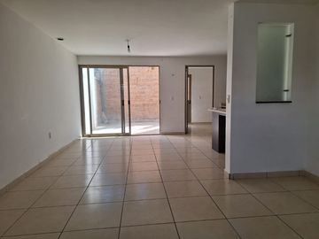 CASA EN VENTA EN PORTON CAÑADA, junto a la antorcha y clínica de fertilidad