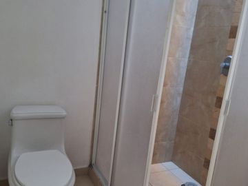 CASA EN VENTA EN PORTON CAÑADA, junto a la antorcha y clínica de fertilidad