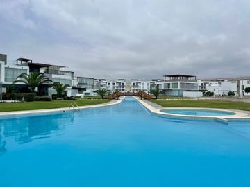Exclusivo Departamento Dúplex en Condominio con Vista Al Mar y Piscina Privada