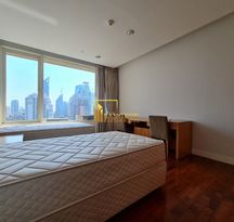 3 Bedroom Apartment For Rent in Phrom Phong, Bangkok,Thailand