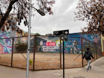 SE VENDE excelente terreno barrio YUNGAY … !!  Una  gran oportunidad