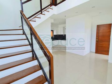 5Bedroom Elegant Finish House and Lot beside SM San Pablo