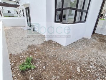 5Bedroom Elegant Finish House and Lot beside SM San Pablo