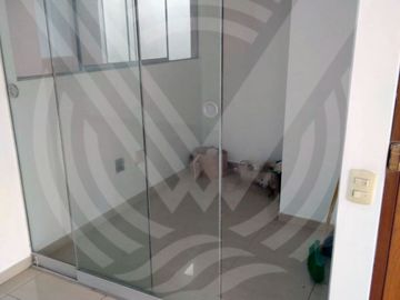 SE VENDE DEPARTAMENTO DE 135M2 CON AIRES INDEPENDIENTE Y COPIA LITERAL INDEPENDIENTE